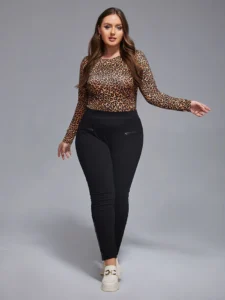 Plus Leopard Print Round Neck Long Sleeve Blouses