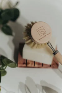 Green Products 56 Zero Waste MVMT, dry brush