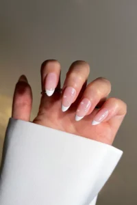Short Press-On Nails: 5 Reasons They’re a Beauty Must-Have 10 Romantic French | Soft & Durable Press-On Nails