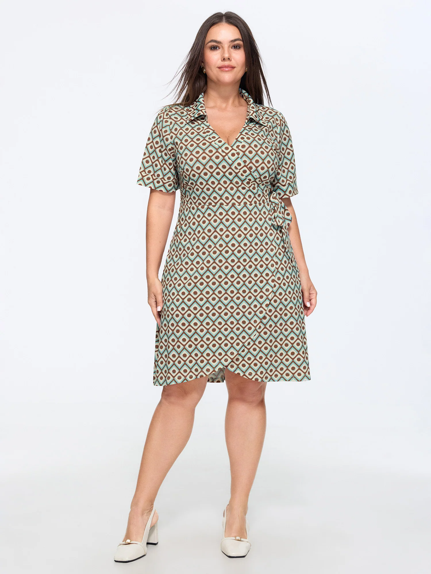 BloomChic retro geometric-print petal-hem plus-size mini dress